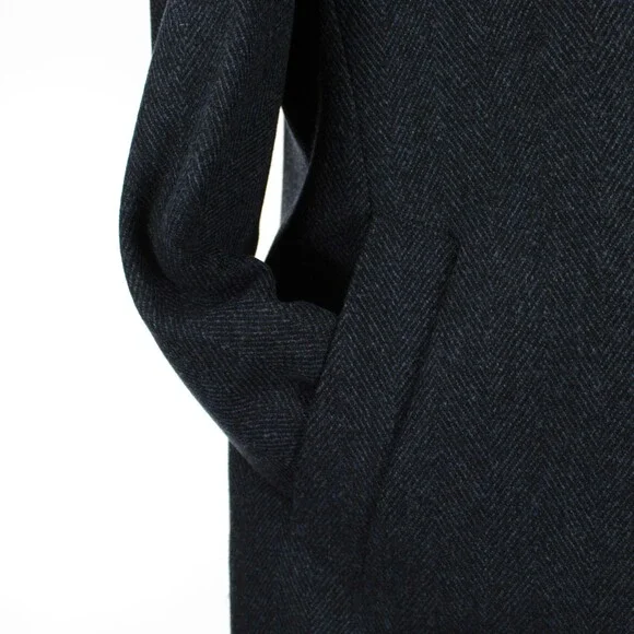 Cardinal of Canada NWT Top Coat Size 44R US Blue & Black Herringbone Wool/Cash